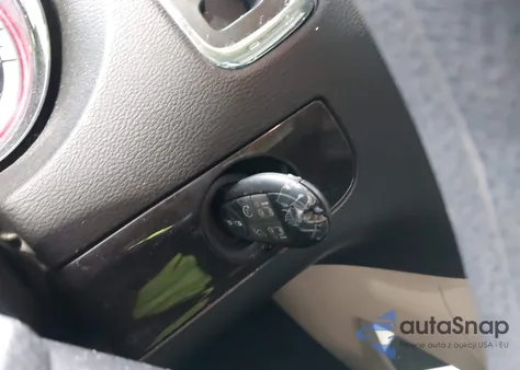 2013 Dodge Grand Caravan Sxt z USA, uszkodzony, nr VIN 2C4RDGCG1DR660363